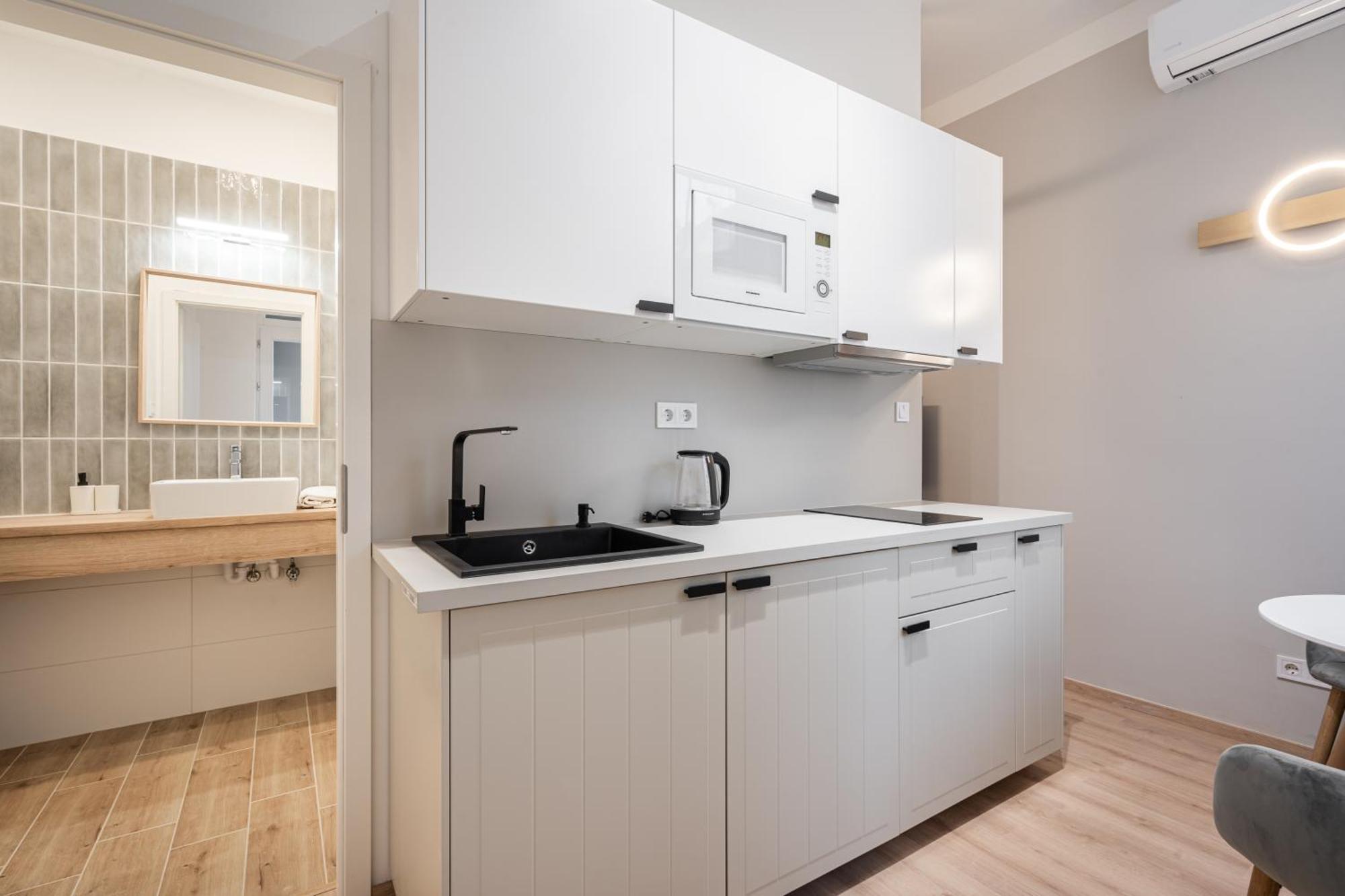 N36- Boutique Apartments, Best Location, By Bqa Budapest Ruang foto